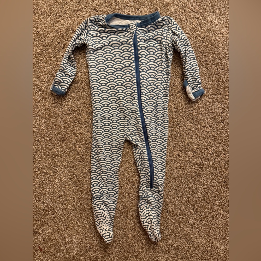 Kickee pants sleeper